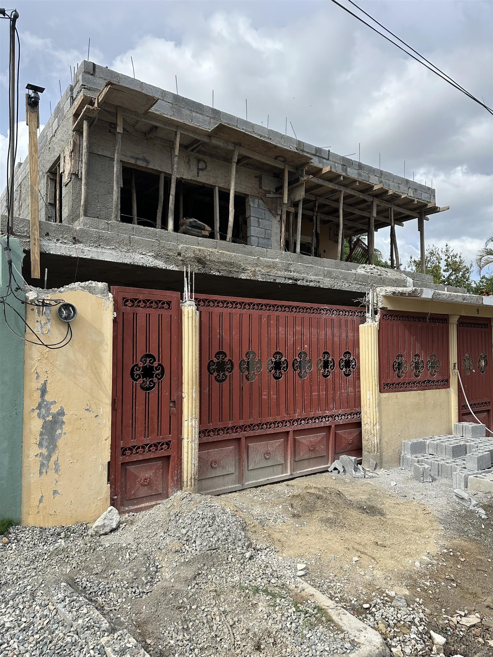 Casa #24 — foto real, obra entregada